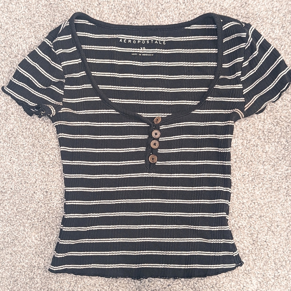 Aeropostale,Black/White Stripes,Button Accent,Short Sleeve Top-Ladies Jr Size XS